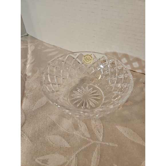 Lenox Full Lead Crystal 5" Candy Dish made in Czech Rep. Excellent Condition - Picture 2 of 7